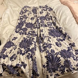 Free people super wide leg flowy pants